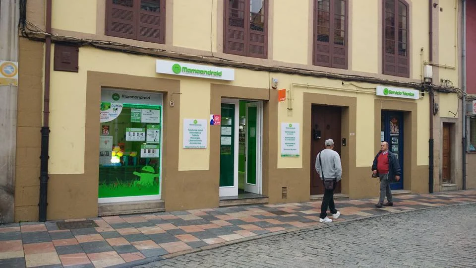 Exterior Tiendas Mamaandroid Calle Rivero 110